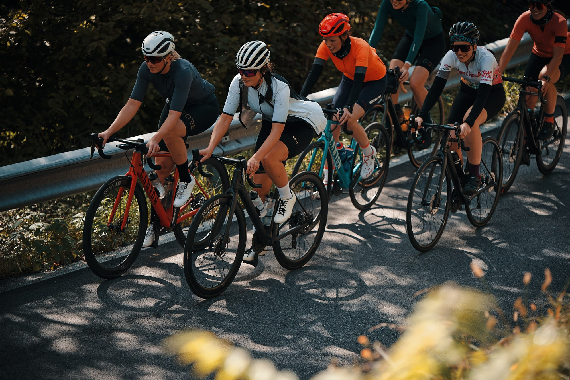 Foto_donne_gruppo_RadCamp.jpg